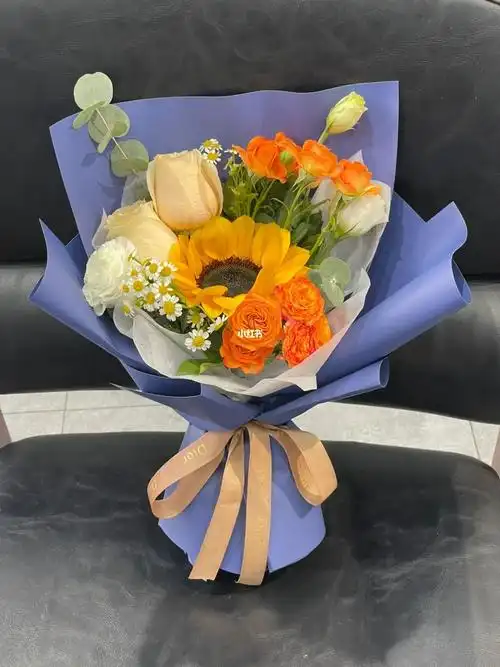 橘色系颁奖小花束