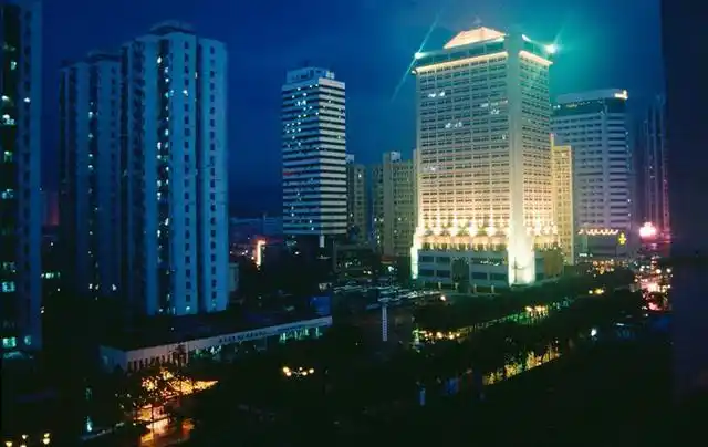 高清老照片:九十年代深圳特区,30年沧桑巨变