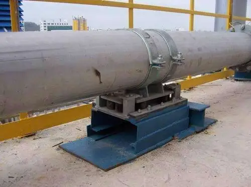 单管夹蛭石隔热管托聚氨酯保冷管托蒸汽管道支架长输热网隔热管托