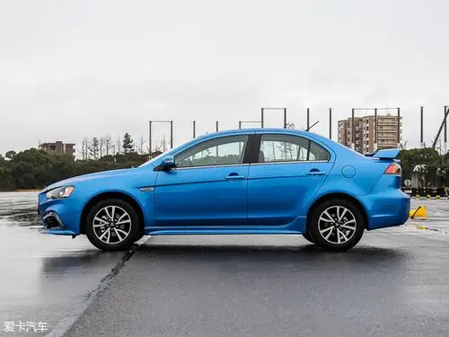 三菱新翼神魅影版正式上市售1138万起