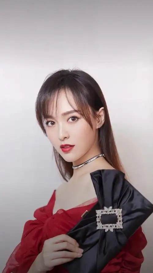 今年很火的"初恋头"发型,提升你的颜值,很清纯又甜蜜感!