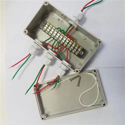 家用电线分线盒怎么接