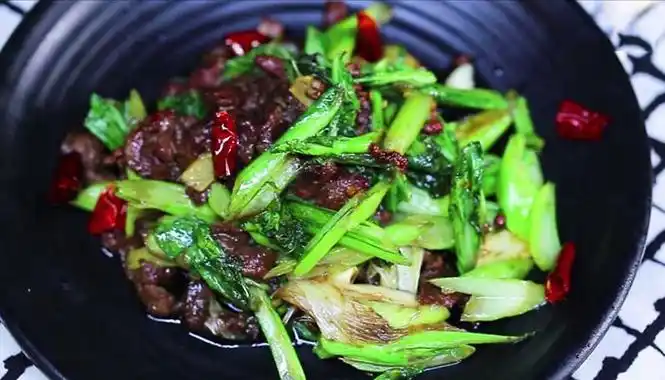 青菜炒牛肉怎么炒青菜炒牛肉怎么做