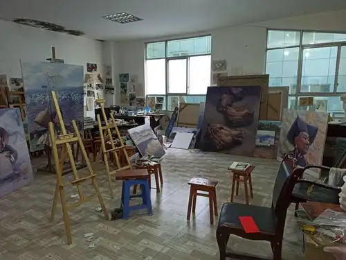 父亲的油画工作室
