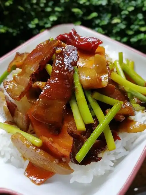 盖浇饭怎么做才好吃 盖浇饭怎么做好吃又简单