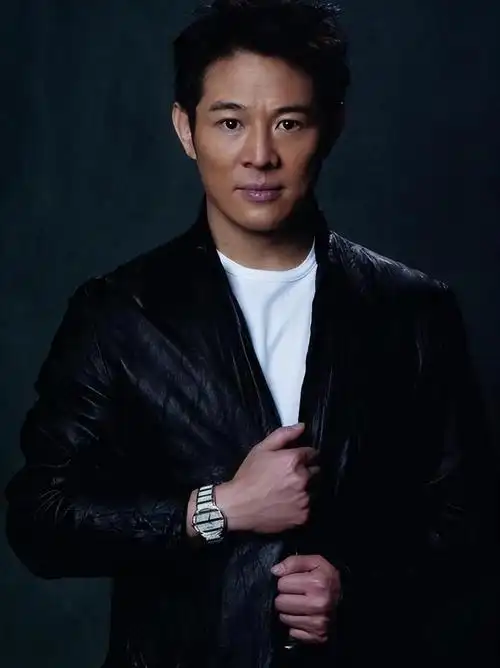 同是李连杰的基因,把前妻和利智女儿一对比,差距就出来了