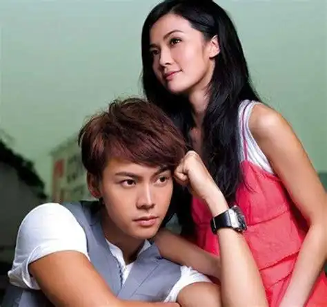 陈伟霆现任老婆