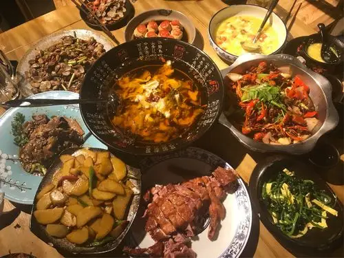 川奇鸡毛店-青岛城里相当地道的川菜馆