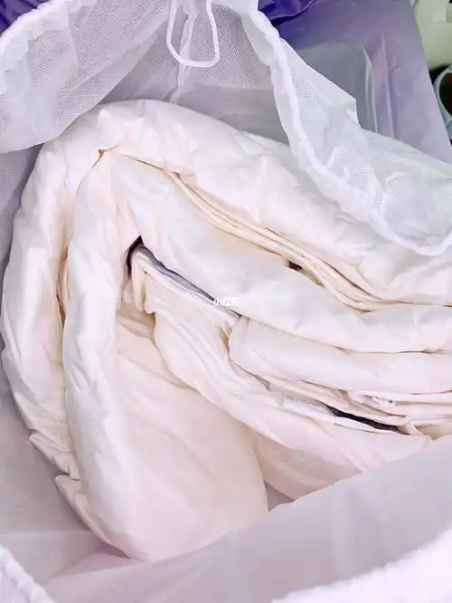 我要跟宝宝抢被子了!好软好软的蓬蓬被