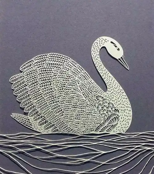 外国小姐姐绝美剪纸,惊艳全网!毛发,鳞片清晰可见,网友:这双手能卖吗?