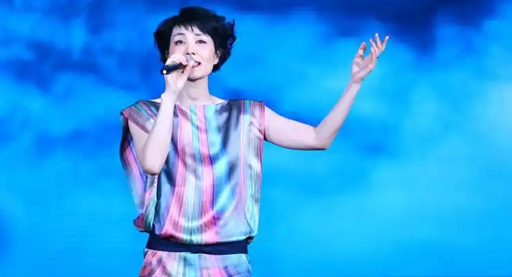 这三十年,我们追的春晚女神!