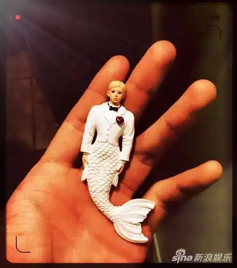 张丹峰深情感慨 获赞男版"美人鱼"