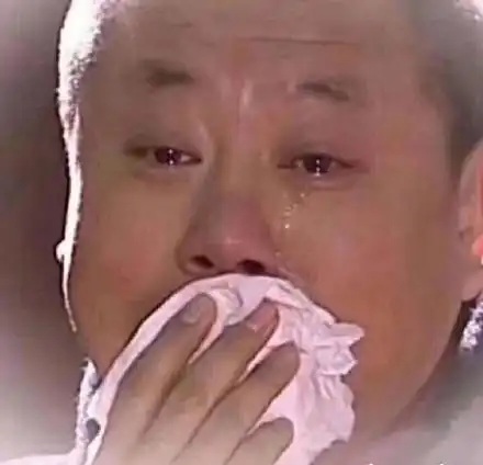 捂嘴流泪 - 近期斗图表情包精选-2019/3/3_斗图表情左右滑动图片,查看