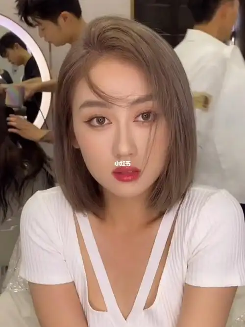 女生必备超a气质短发深圳剪发适合鹅蛋脸圆脸方脸以上脸型发型特点