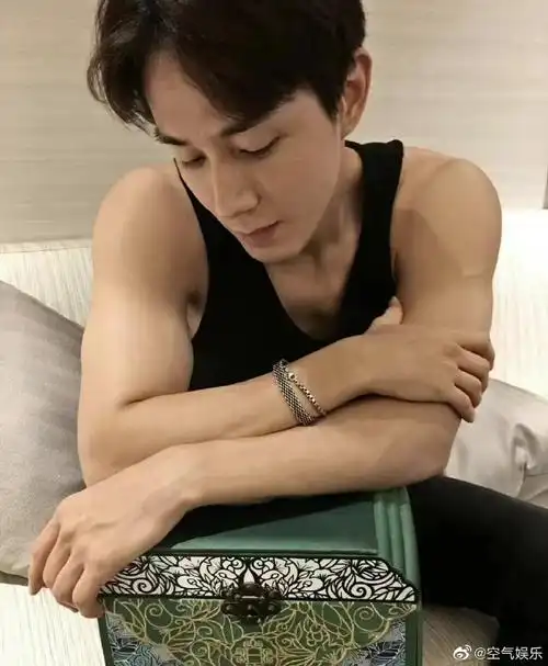 李承铉的身材管理太棒了,这就是男明星的自律吧#李承铉身材管理