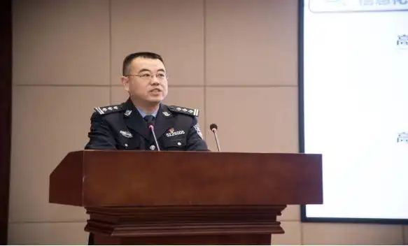 黄湖监狱副监狱长,黄湖监狱监狱长政委是谁?-图片大观-奇异网