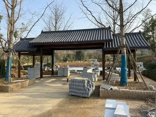 章子松.小青瓦大门