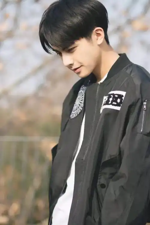 宋威龙 男神 高清 壁纸 桌面