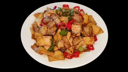 从厨20年大厨 教千叶豆腐炒五花肉,肉香四溢,爽脆q弹,香辣入味