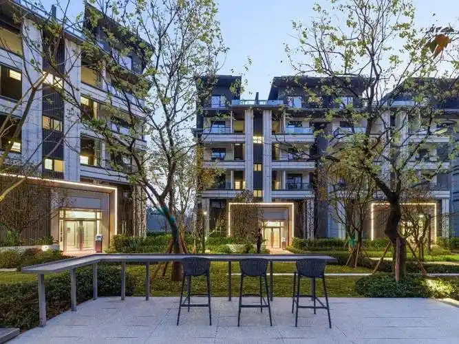 地产新势能龙湖的过冬法则