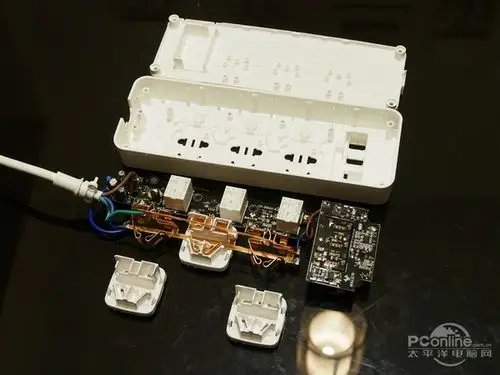 公牛usb插座微动开关深度谈 独特结构寿命长