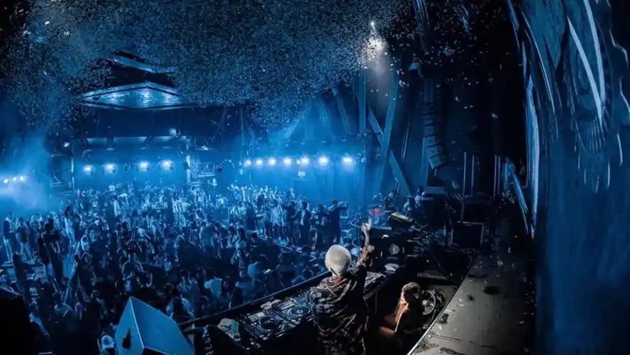 bbr ▏11/20 ▏走进威尔的创作世界,万物皆可「舞」-黄石bbr酒吧/bbr