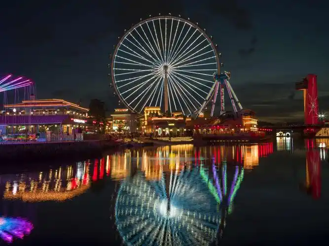 顺德大良华侨城夜色.