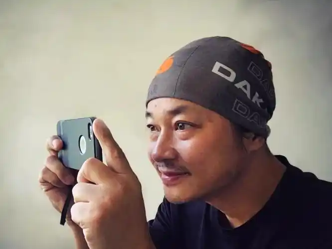 马云白岩松薛之谦的摄影师一个手机就能做摄影师