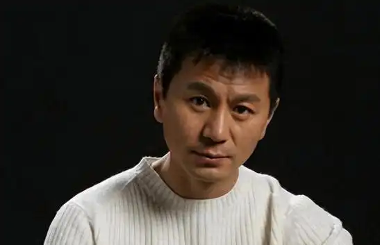 吴若甫娶小22岁娇妻62岁了女儿还在上初中曾遭绑架差点撕票