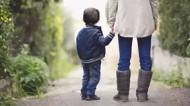 单亲妈妈|孩子越"懂事",妈妈越心痛