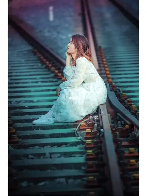 人像摄影  #佳能镜头  #约拍  #p图  #铁路人像