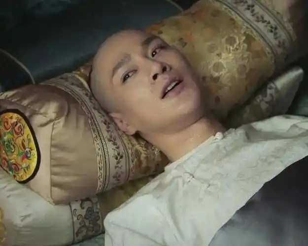 到了三月份永璜的病情加重,虽然乾隆又派了两位御医前往仍旧没有留住