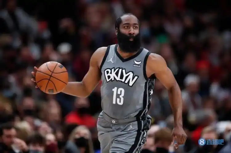 一年前的今天哈登篮网首秀30三双创历史纪录