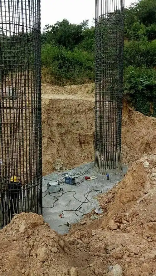 10号墩柱接墩柱钢筋