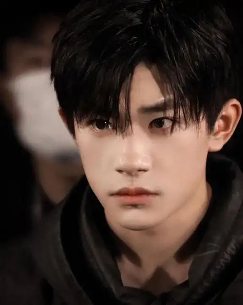 帅帅的千玺～ |易烊千玺