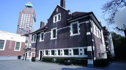 上海外滩花园酒店