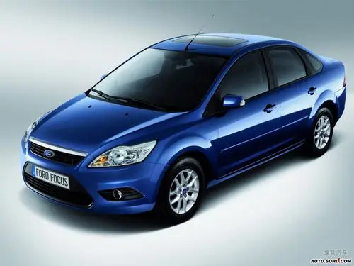 福特福克斯三厢