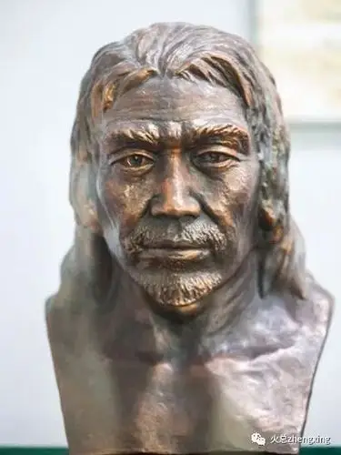 因发现于北京市周口店龙骨山北京人遗址顶部的山顶洞而得名,当我们