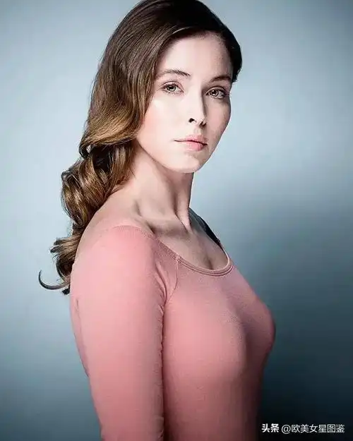 欧美为电影艺术献身的女明星娜塔莉科瑞尔