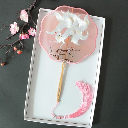 丝艺堂真丝宫扇手工刺绣梅花型团扇中国风竹柄海棠形扇出国礼品