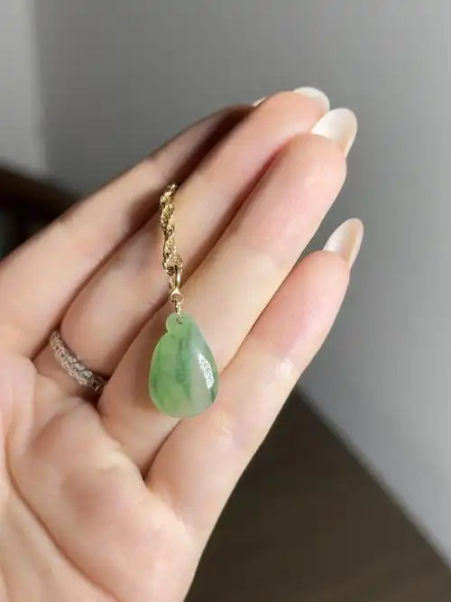 翡翠冰绿福瓜小吊坠提溜