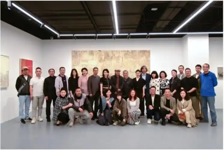 现场 | "非偶然性变化"王家增个展在亘画廊启幕