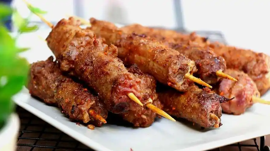 鸭脖别再扔掉了,教你在家烤鸭脖,不油炸,不卤制,干香有嚼劲