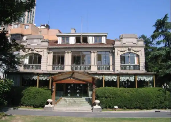 揭黑帮老大杜月笙豪宅 奢华至极吓呆老百姓