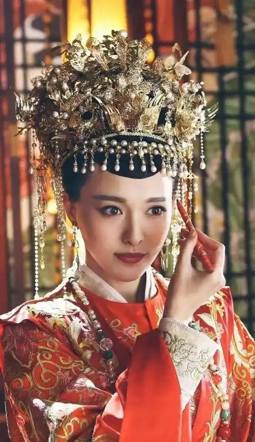 古装美女集合:林依晨,郭珍霓,唐嫣,黄圣依和李依晓都太美了_电视剧