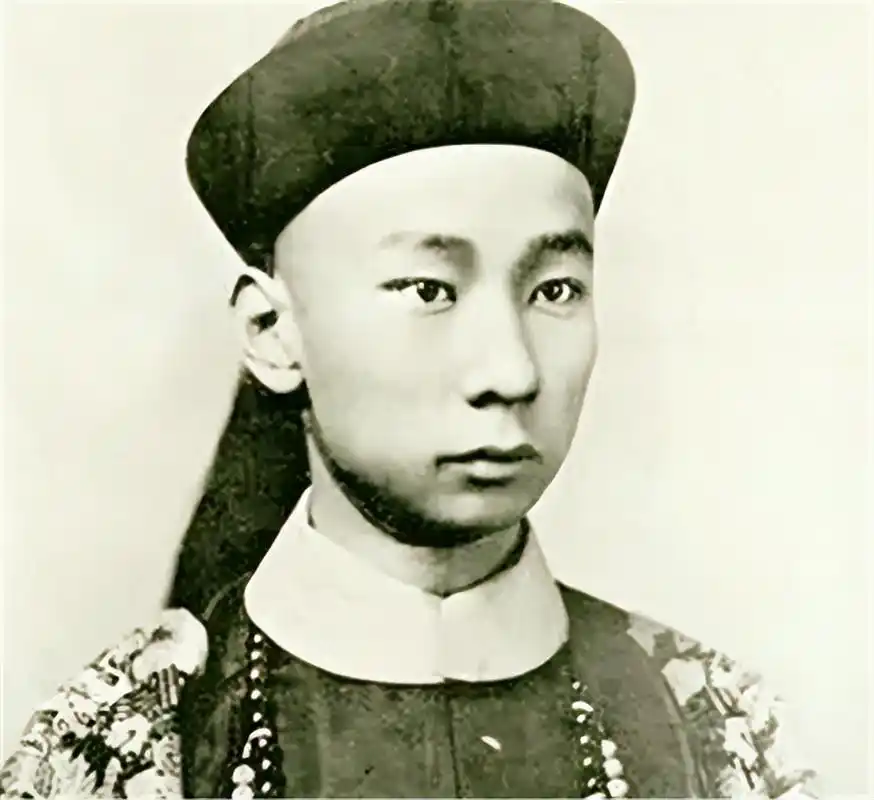 同治皇帝为何19岁就驾崩?看他每天晚上都干啥,活到19岁已属高寿