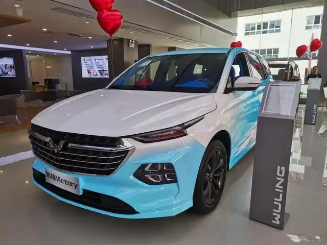 头等舱五菱凯捷改装海蓝星空座驾