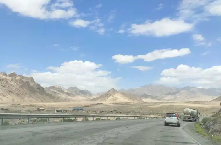 青藏线109国道(昆仑山口一都兰)(7月28日)