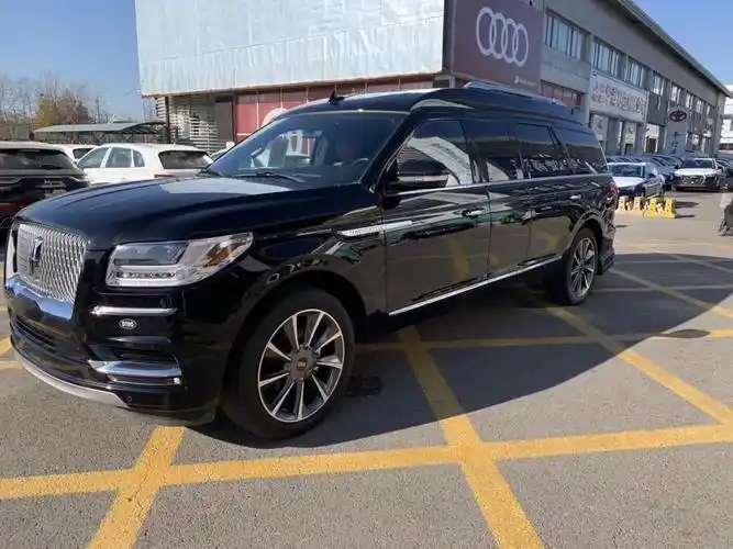 六座林肯领航员加长版领袖一号哪里车源便宜