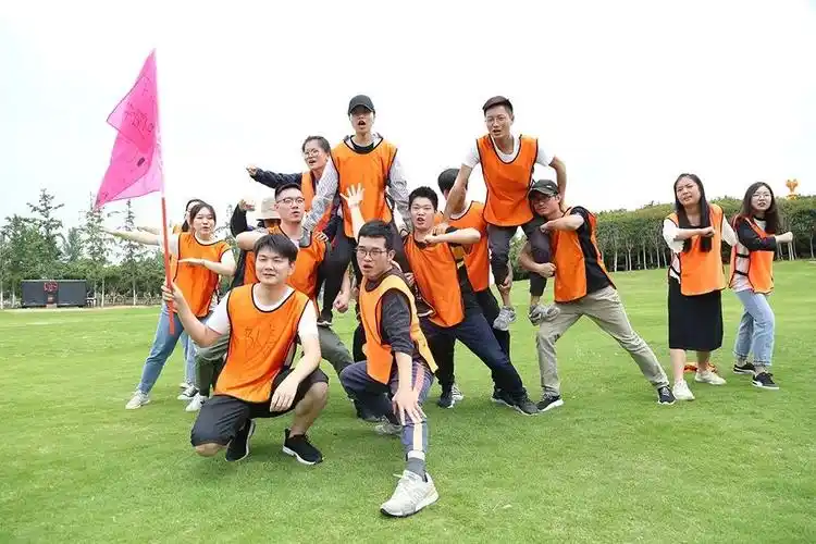 火娃光线阴影处理到位的3d火炬五角星棱角分明闪烁耀眼的大钻石马克